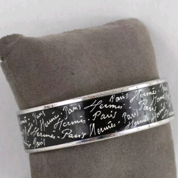 Hermes Palladium Plated Black Script Enamel Bangle Bracelet Size GM 😍 - Picture 2 of 4